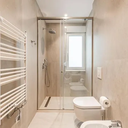 Luxury Seaview Apartment *